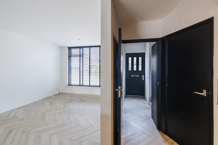 Foto 25 van Molenstraat 169