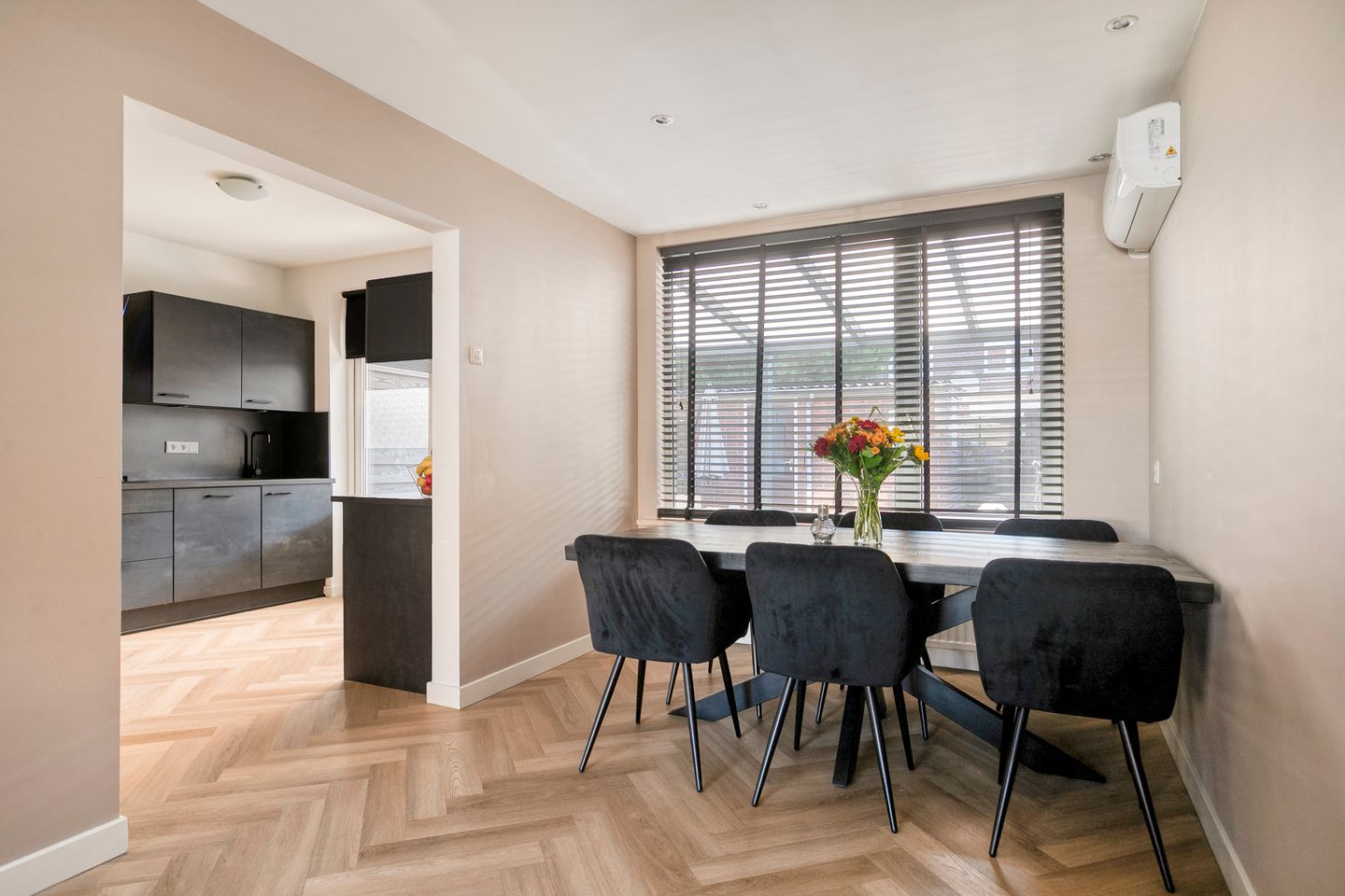 Foto 10 van Ferdinand Bolstraat 6