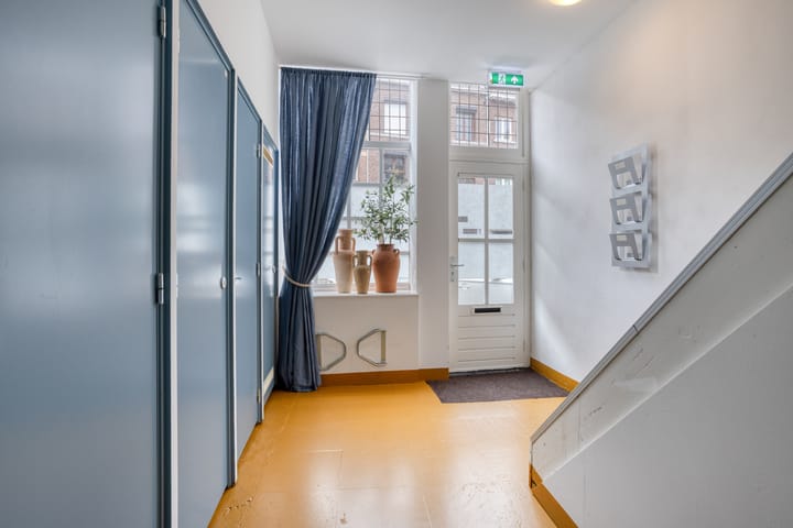 Photo 2 of Tongersestraat 47-C