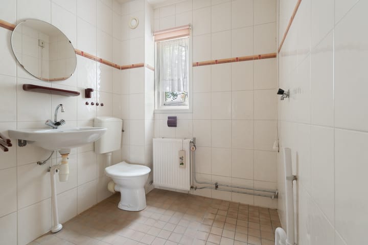 Foto 10 van Tilburgweg 1