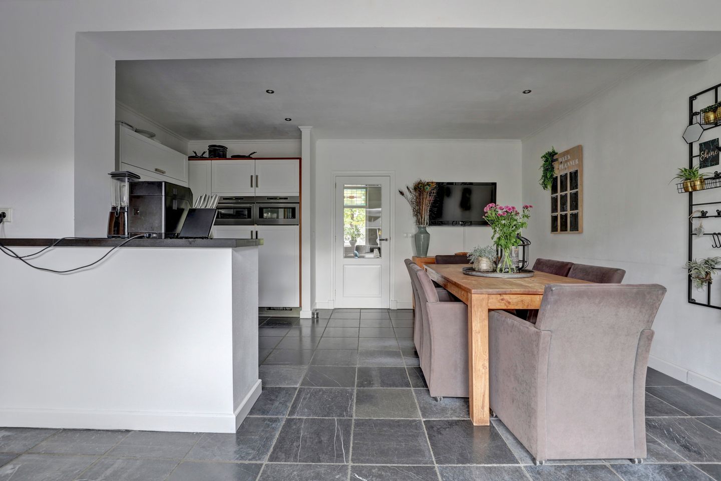 Photo 10 of Heernisseweg 57