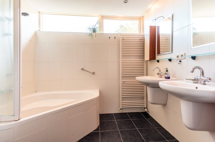 Foto 30 van Bongerd 164