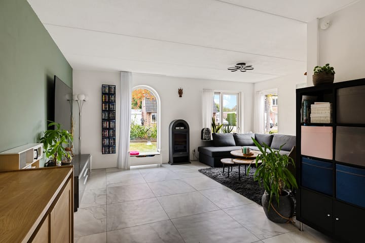 Foto 2 van Nije Broek 7