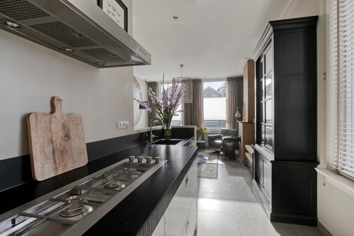 Photo 2 of Wernhoutseweg 30