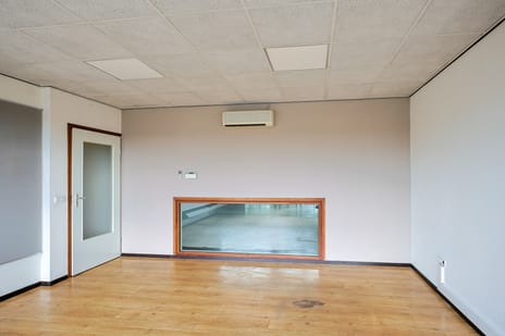 View photos