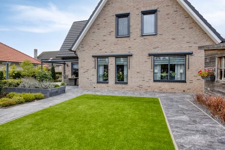 undefined main image