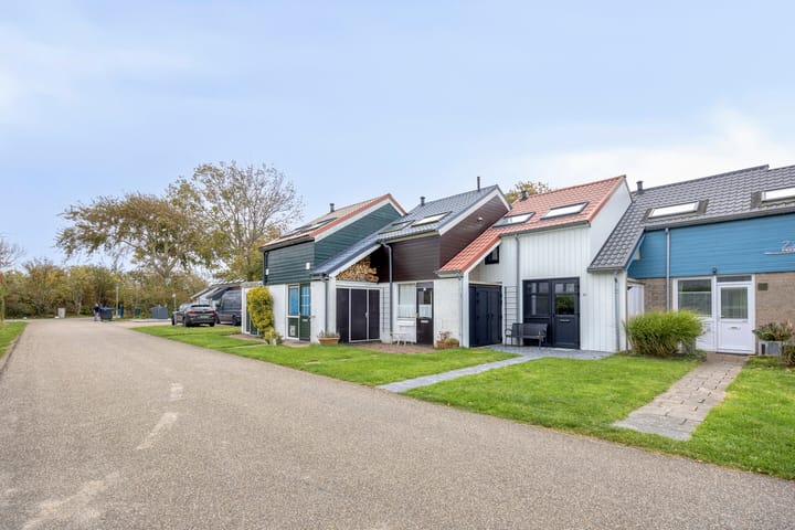 Photo 3 of Strand 34