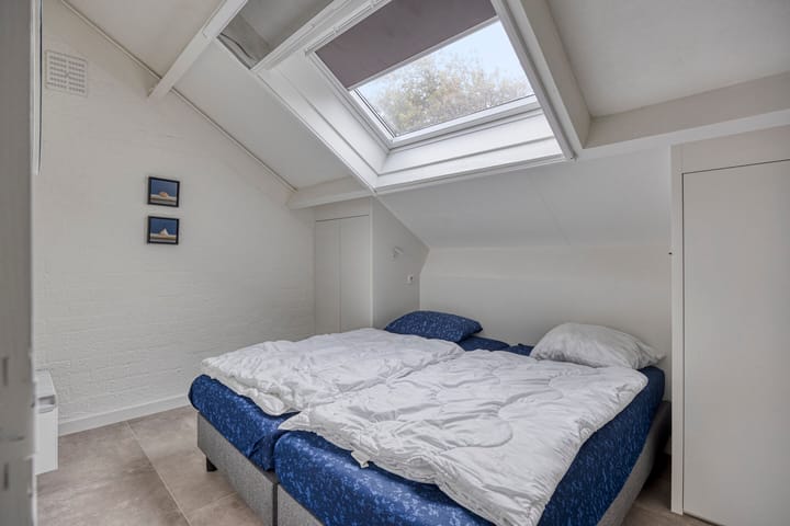 Photo 16 of Strand 34