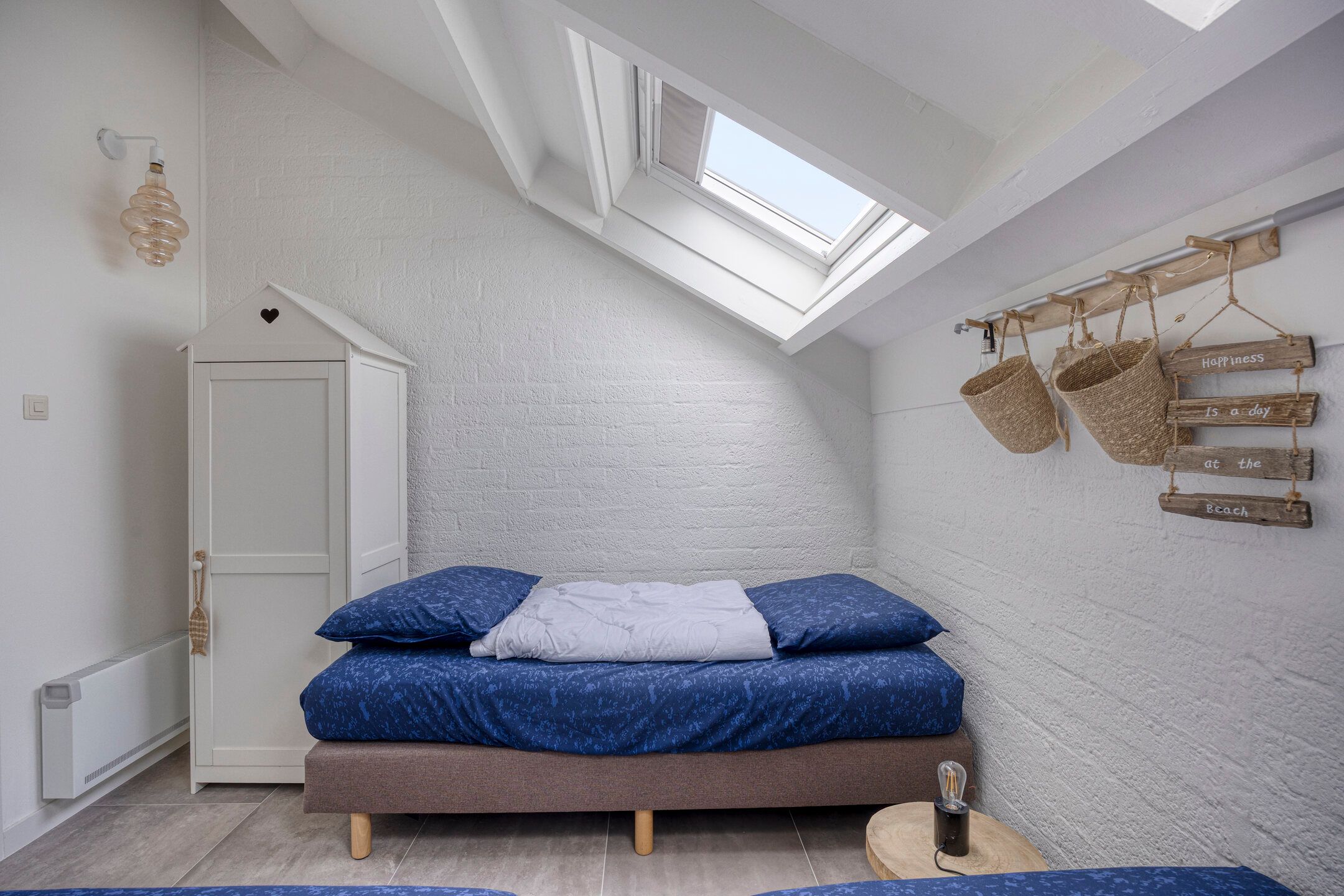 Photo 21 of Strand 34