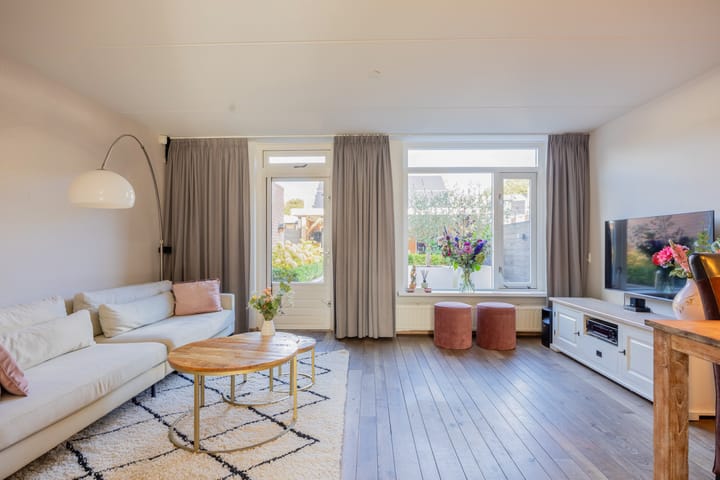 Foto 2 van Aronskelk 51