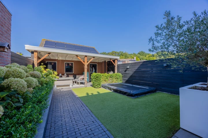 Foto 4 van Aronskelk 51