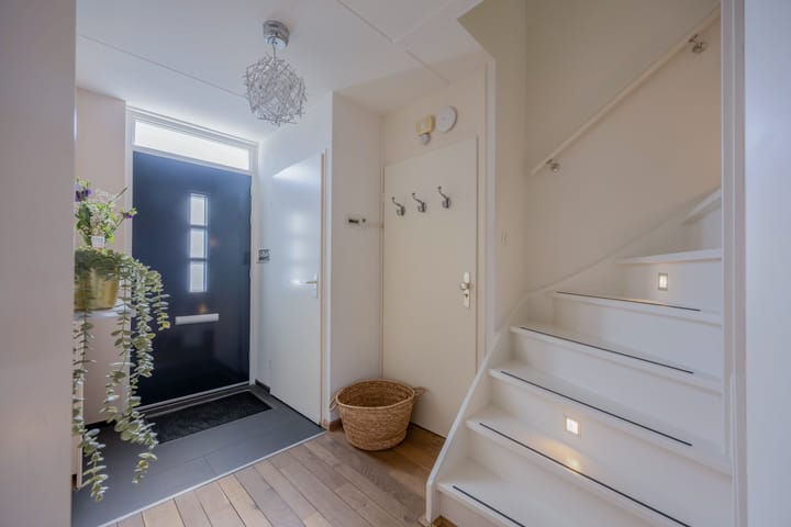 Foto 8 van Aronskelk 51