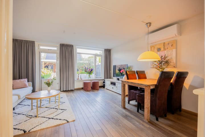 Foto 11 van Aronskelk 51