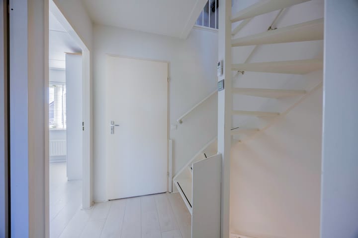 Foto 19 van Aronskelk 51