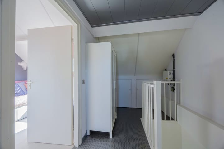 Foto 30 van Aronskelk 51