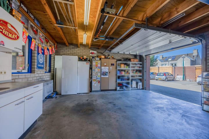 Foto 42 van Aronskelk 51