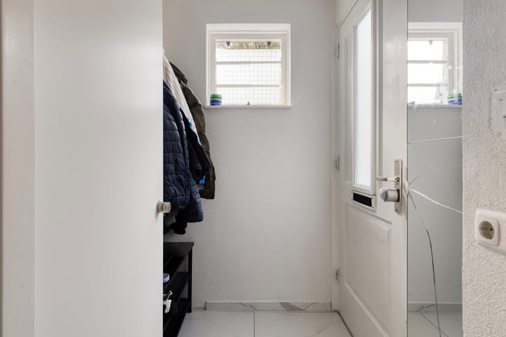 Photo 5 of Vincent van Goghweg 69