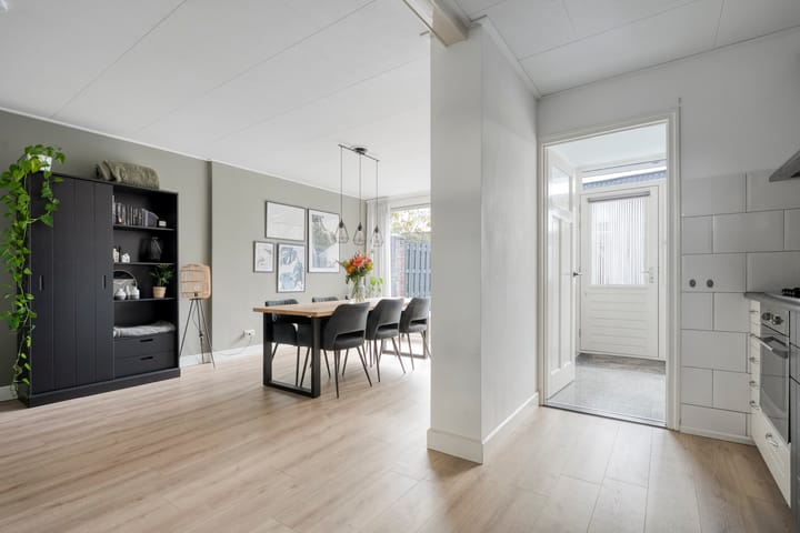 Foto 6 van Bachplein 29