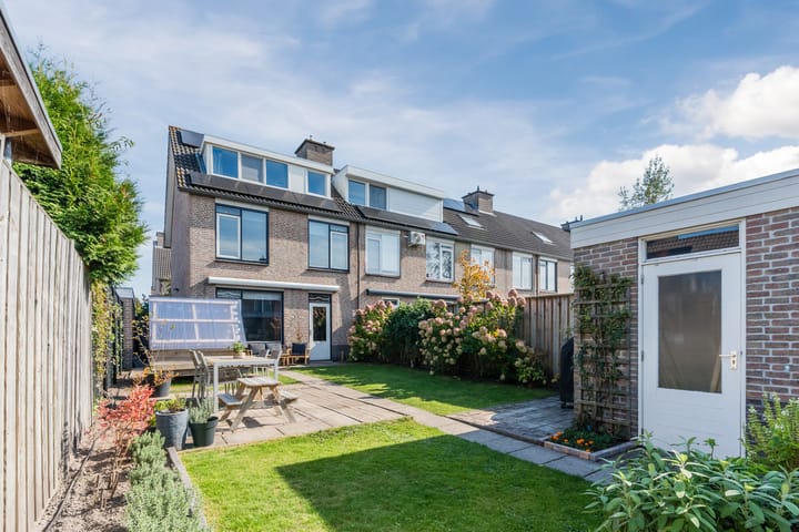 Foto 2 van Hooiland 2