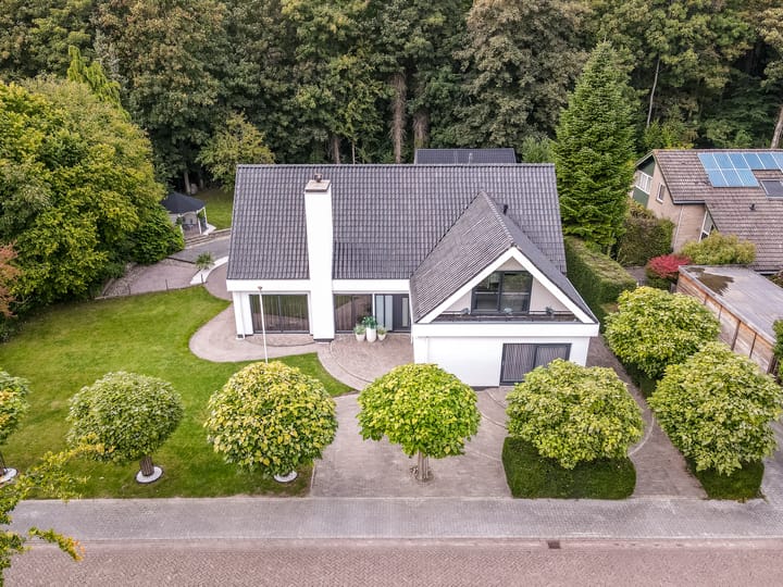 Foto 1 van Oostrandpark 11