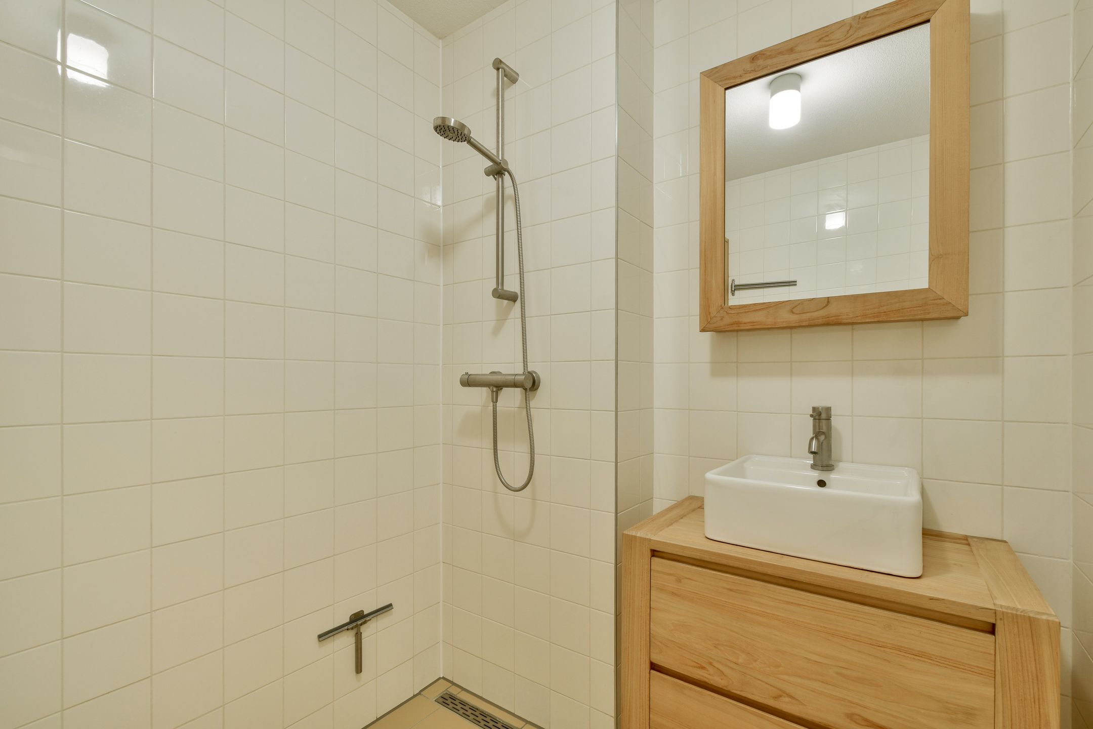 Foto 24 van Lampenistenstraat 121