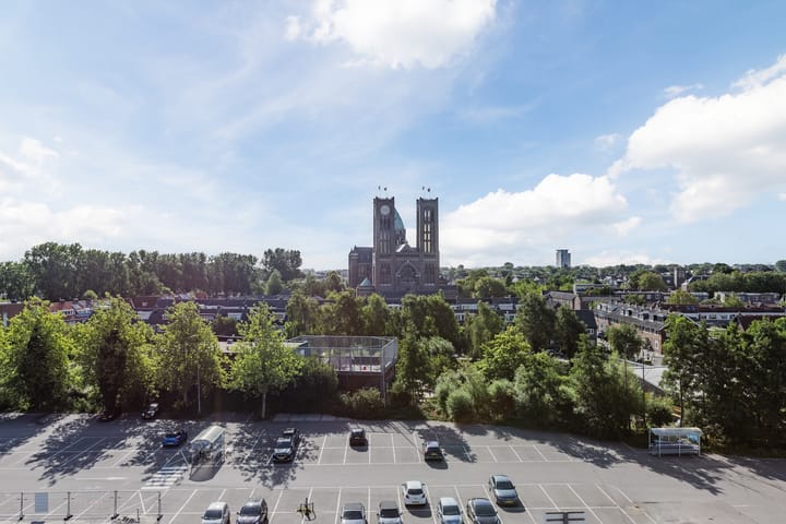 Photo 16 of Menno Simonszplein 60