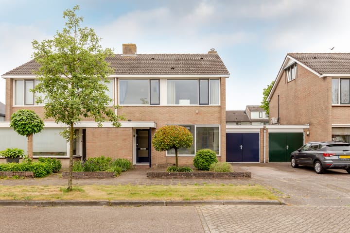 Photo 35 of Jan Azn. Leeghwaterstraat 10