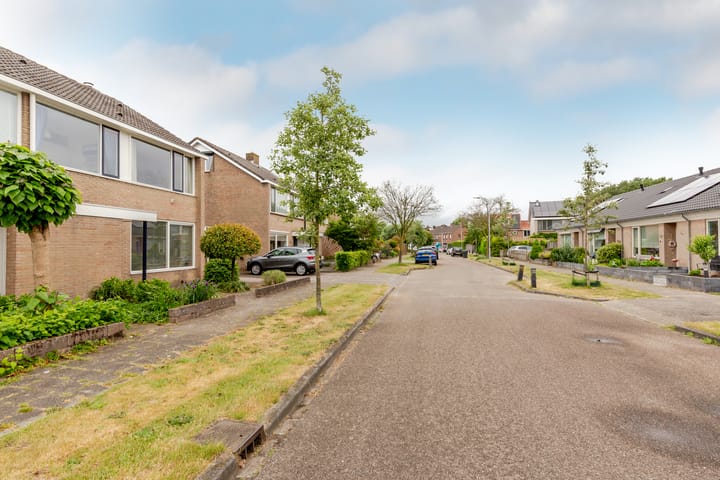 Photo 37 of Jan Azn. Leeghwaterstraat 10