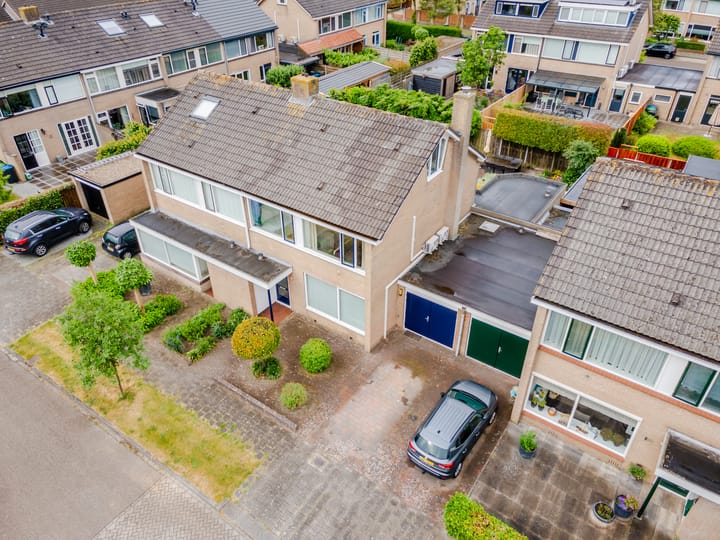 Photo 39 of Jan Azn. Leeghwaterstraat 10