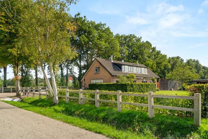 Foto 2 van Doesburgerdijk 25