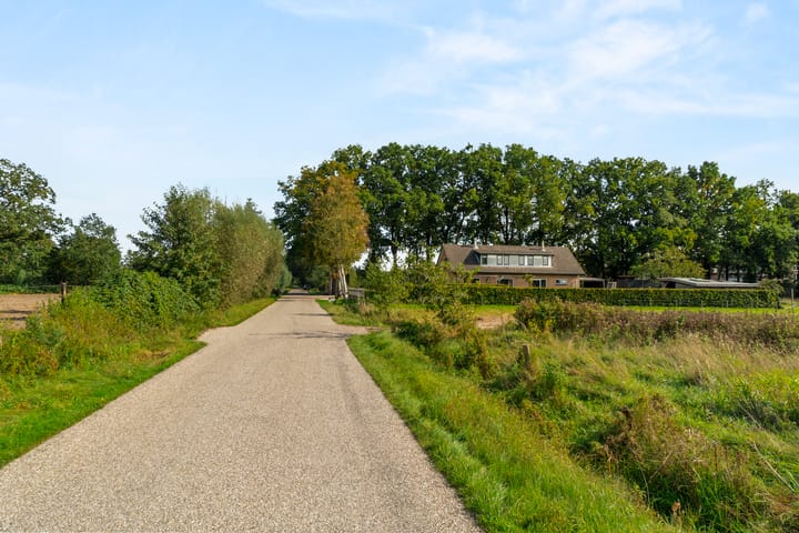 Foto 55 van Doesburgerdijk 25