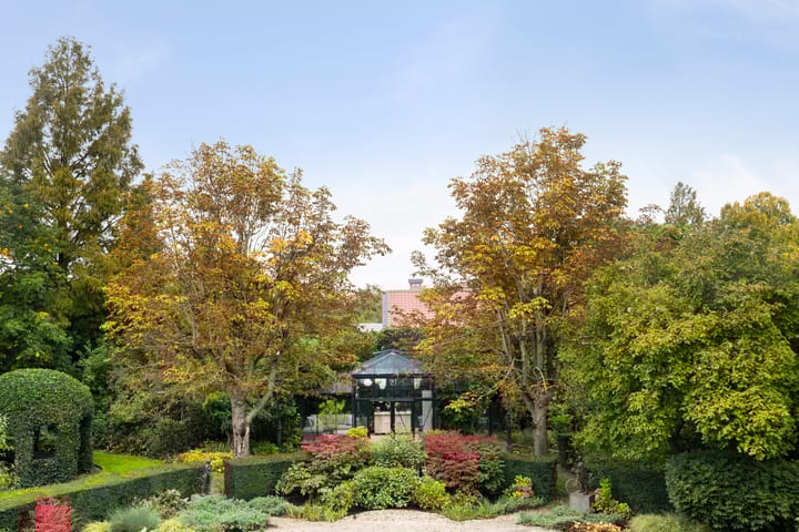 Photo 58 of Burgemeester de Bruïnelaan 1-E