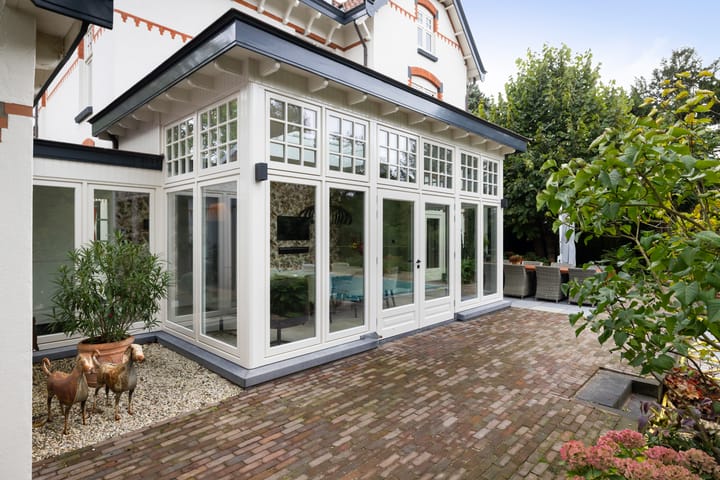 Photo 65 of Burgemeester de Bruïnelaan 1-E