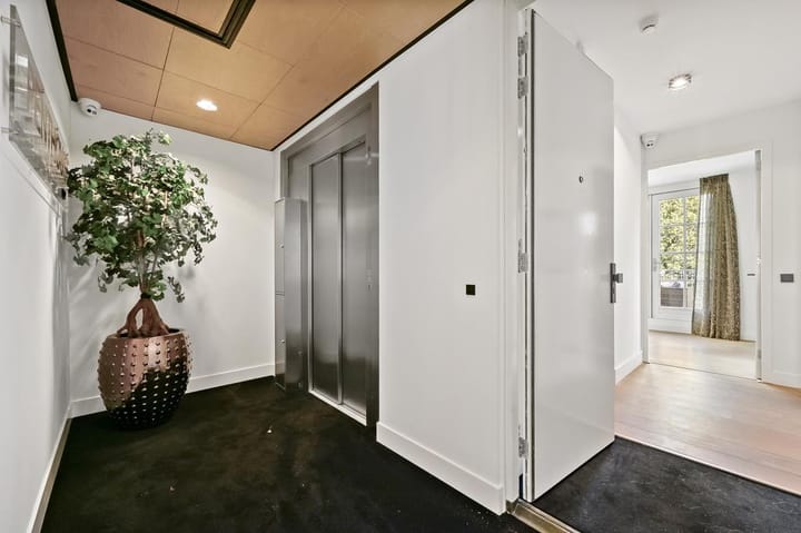 Photo 5 of Rijksstraatweg 737