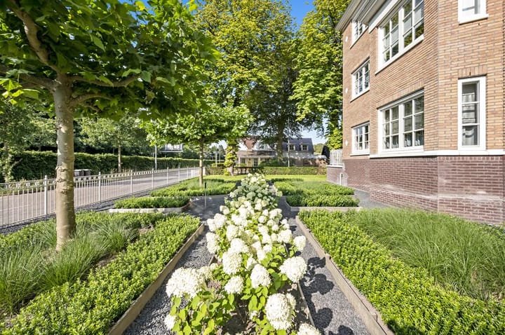 Photo 42 of Rijksstraatweg 737