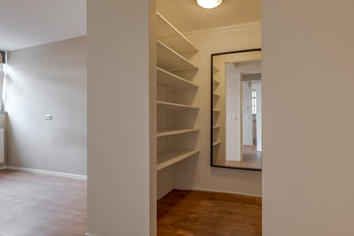 Foto 15 van Venestraat 32