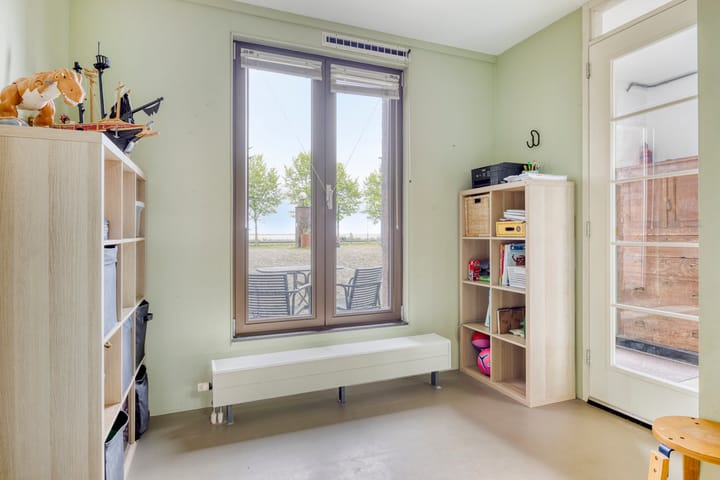 Photo 9 of Bert Haanstrakade 142-A