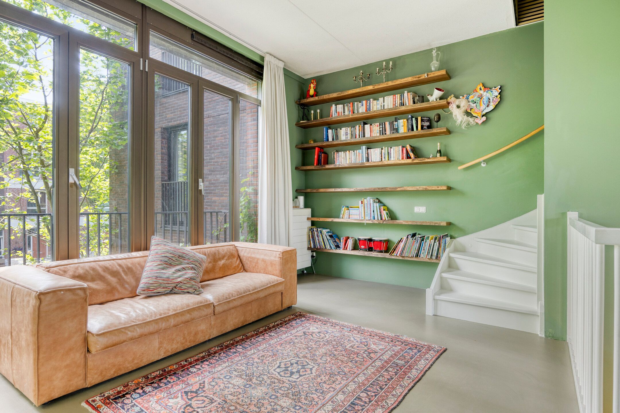 Photo 12 of Bert Haanstrakade 142-A