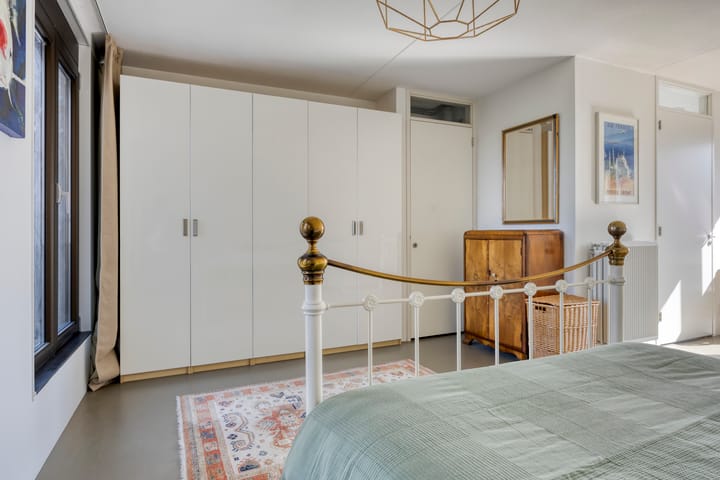 Photo 28 of Bert Haanstrakade 142-A