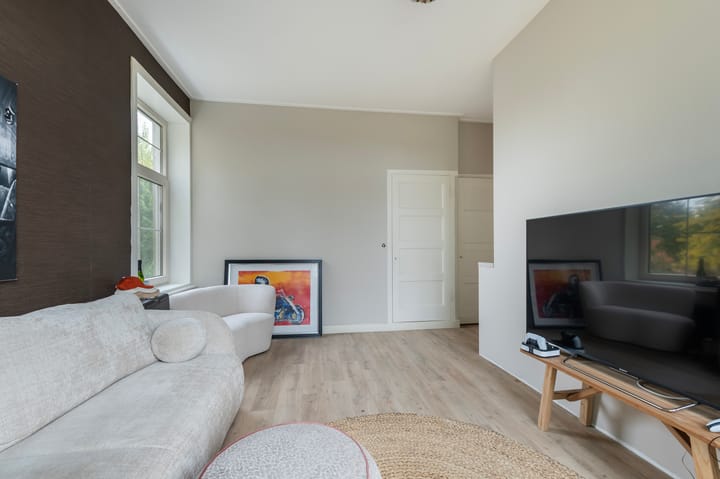 Foto 25 van Parallelweg 3