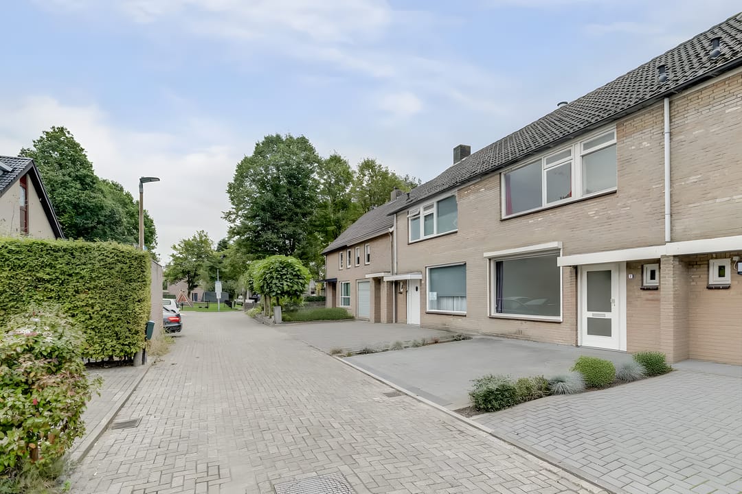 Photo 13 of Hertogenstraat 6