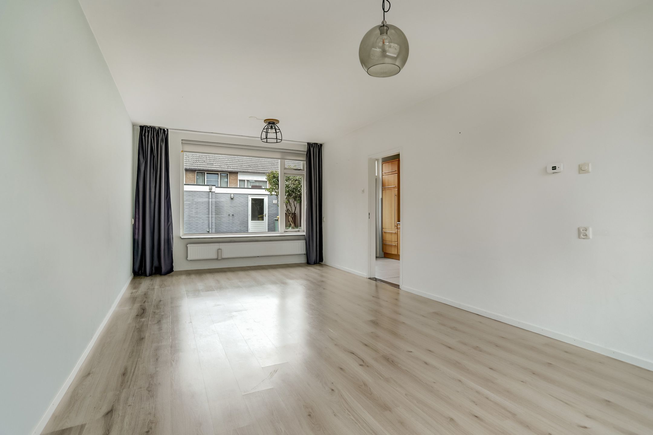 Photo 18 of Hertogenstraat 6