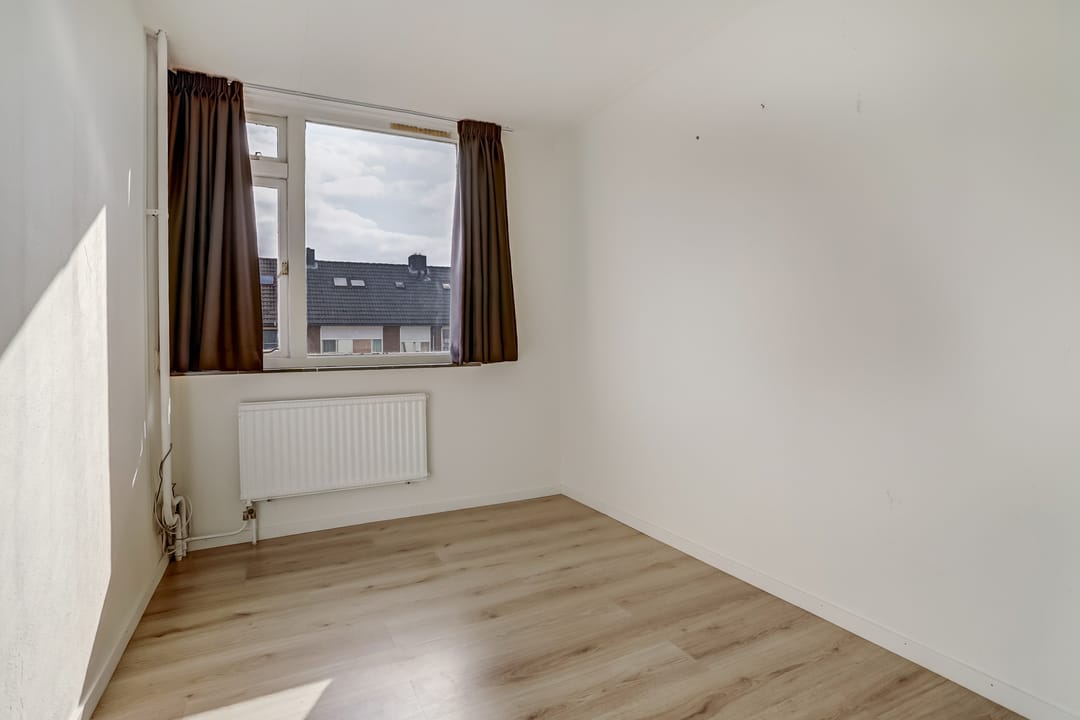 Photo 32 of Hertogenstraat 6