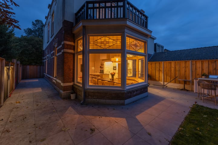 Foto 50 van Parallelweg 3