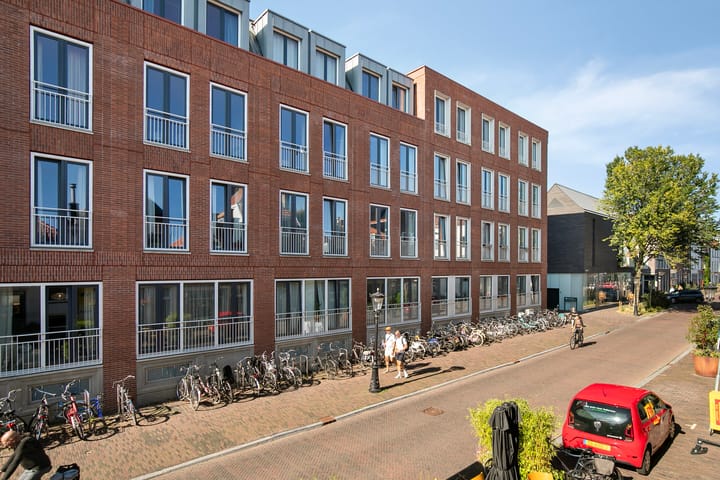 Photo 13 of Lange Nieuwstraat 90