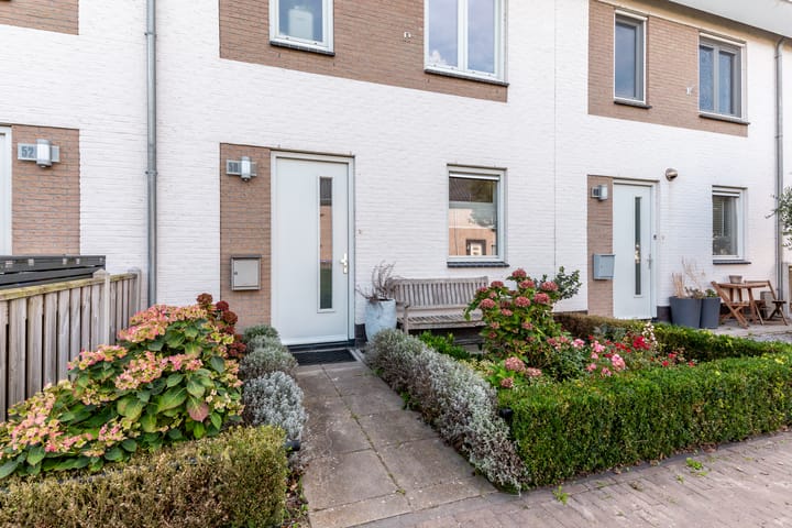 Foto 4 van Dotterbloemhof 50