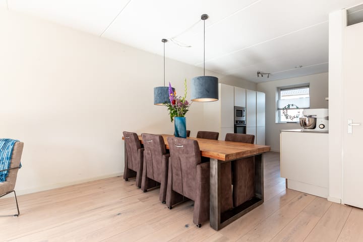 Foto 9 van Dotterbloemhof 50