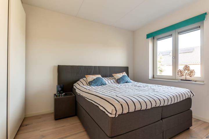 Foto 15 van Dotterbloemhof 50