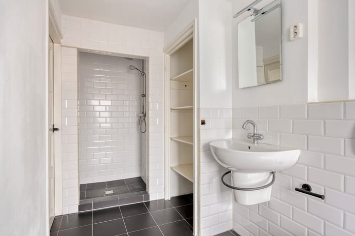 Foto 24 van Mgr. Diepenstraat 23-A