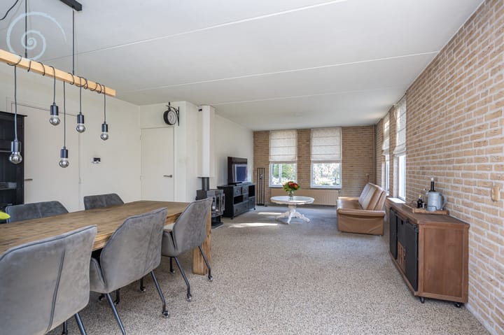 Burgemeester Overdorpstraat 36